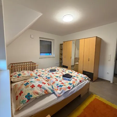 Apartament Modernes Nahe Zentrum Mit Kueche Und Parkplatz Lingen