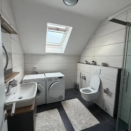 Apartament Modernes Nahe Zentrum Mit Kueche Und Parkplatz Lingen